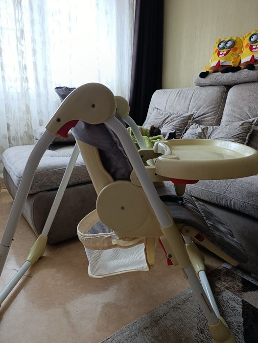 Детский стульчик для кормления