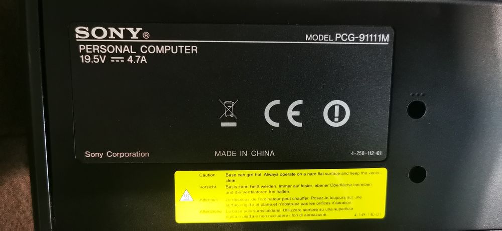 Sony Vaio Notebook 17 IntelCore i3 2,4GHz 6GB 320GB HDD