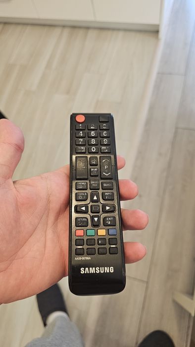 TV Samsung Smart 4K UHD 139 cm (55”)