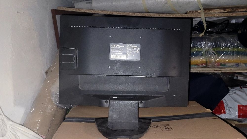 Monitor CYBOX 19 VGA