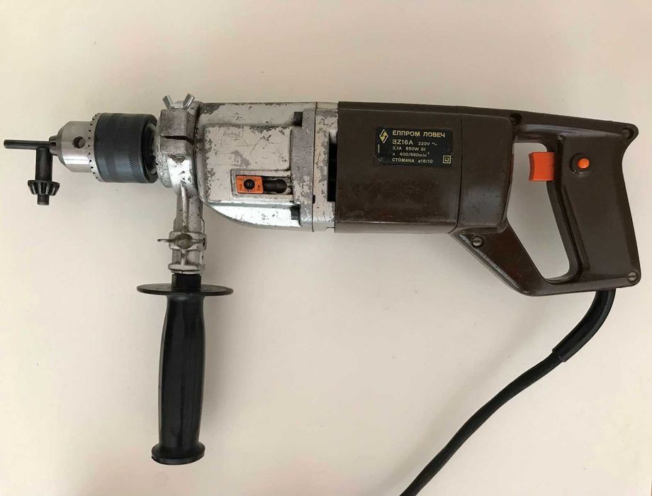 Работещи перфоратори и бормашини  AEG BH 22 XE Made in Germany. 670w