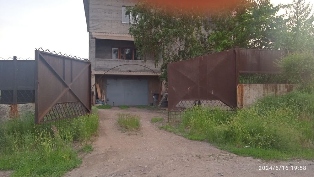 Продам большой дом