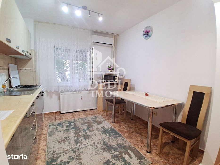 Apartament 1 camere de vânzare in zona Decebal, Oradea