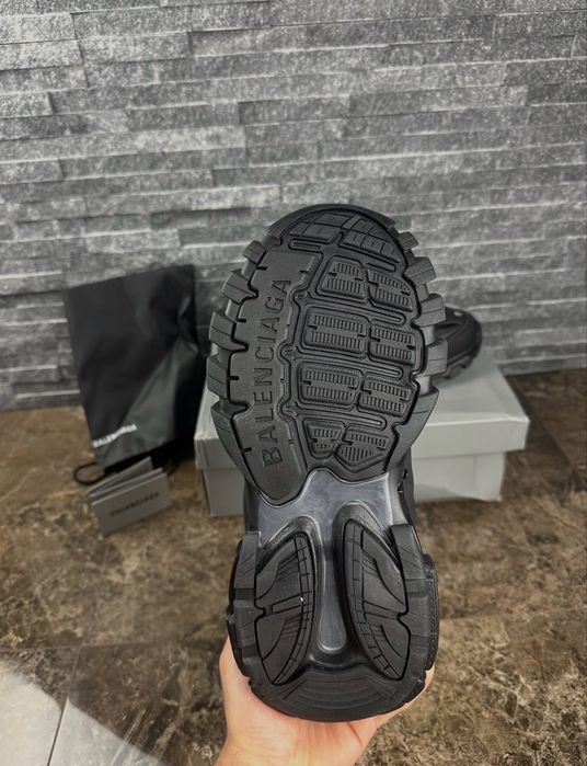 Balenciaga track negru