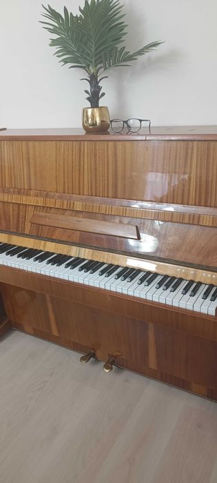 Пианино"Украина"