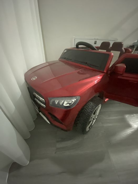 yosh bolalar uchun moshina