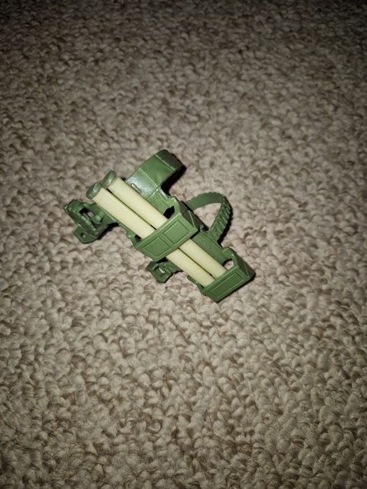 Figura cu mașina Jungle dart