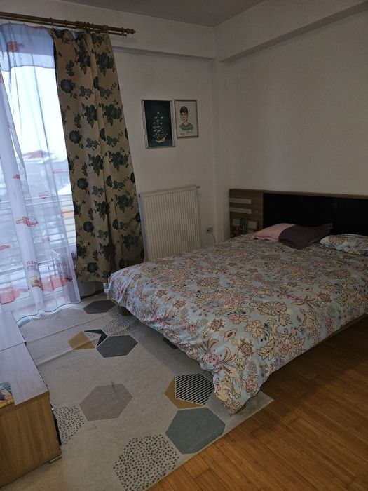 Vand apartament 2 camere