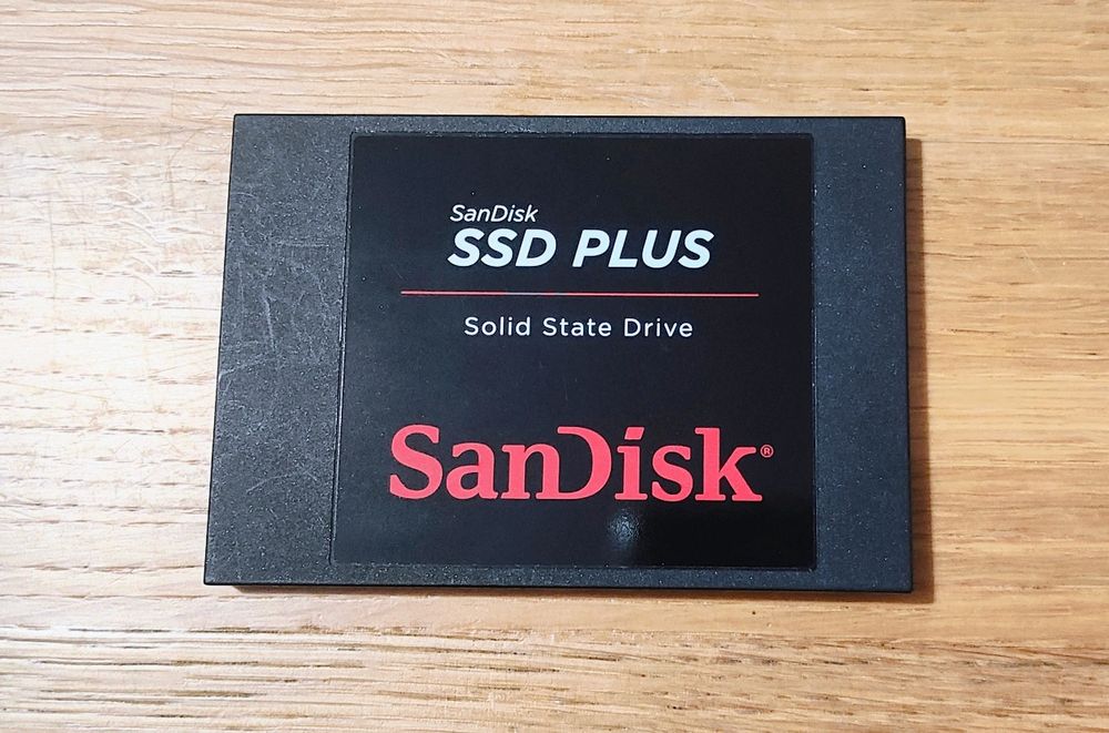 SSD SanDisk Plus 240GB SATA III 2.5
