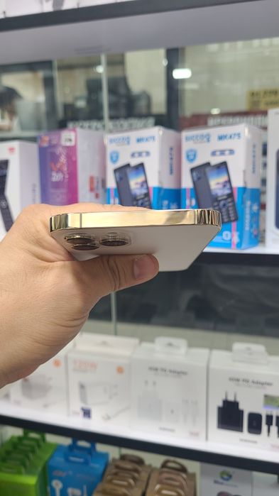 Iphone 12pro max sotiladi