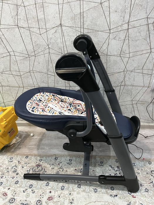 Стол детский для кормления + электро качеля