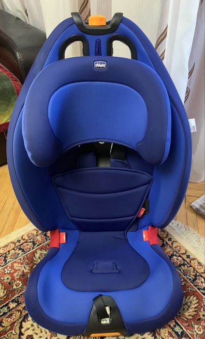 Scaun auto copii Chicco Gro-Up