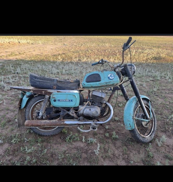 Продам мотоцикл восход 3м