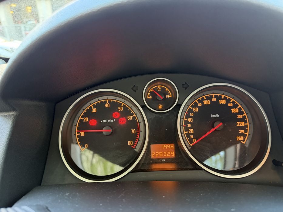 Opel Astra H 1.6 benzina 2004