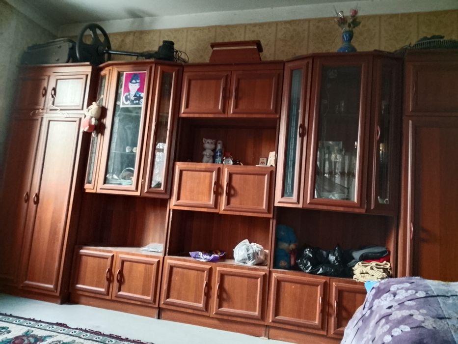 Шкаф стенка в отличном состоянии