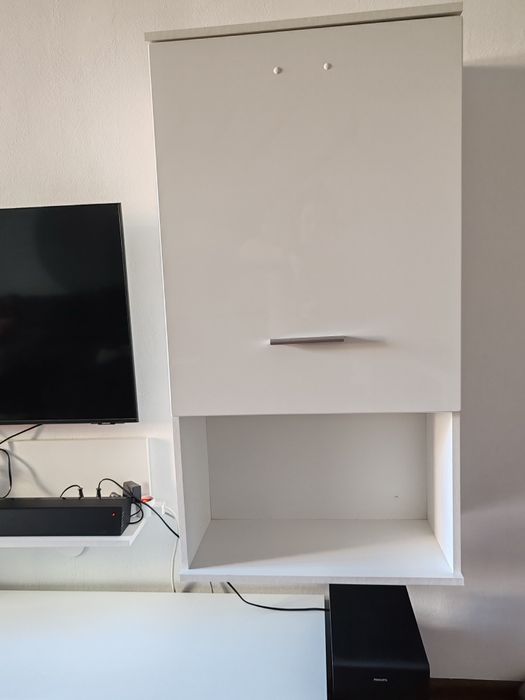 Модулна секция бял гланц