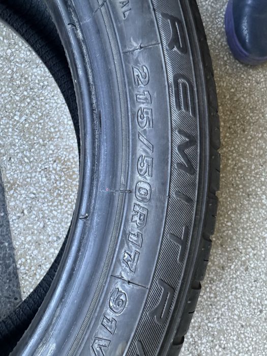 Два броя летни гуми 215/50/17