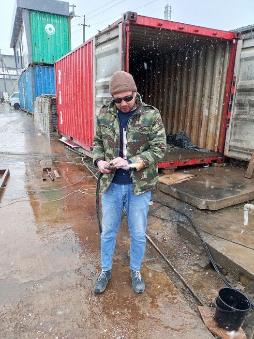 Сварщик на выезд Газ Сварка  Сваршик Газосварка  Электро Сварка