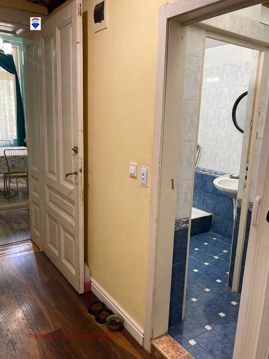 Етаж от къща в центъра на гр. Русе