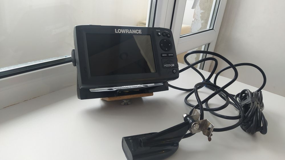 Эхолот Lowrance HOOK-7