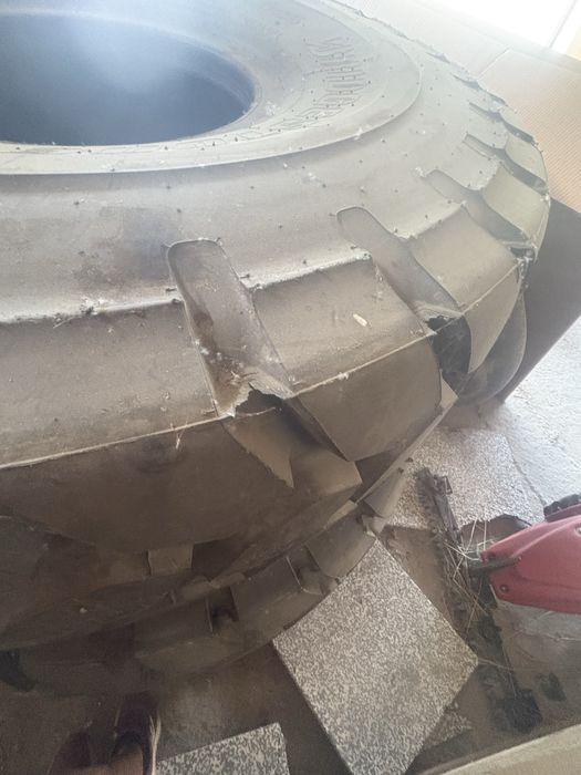 Гуми за фадрома Bridgestone 26.5R25 чисто нови