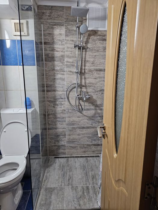 Dau in chirie Garsoniera mobilata  in Rogerius