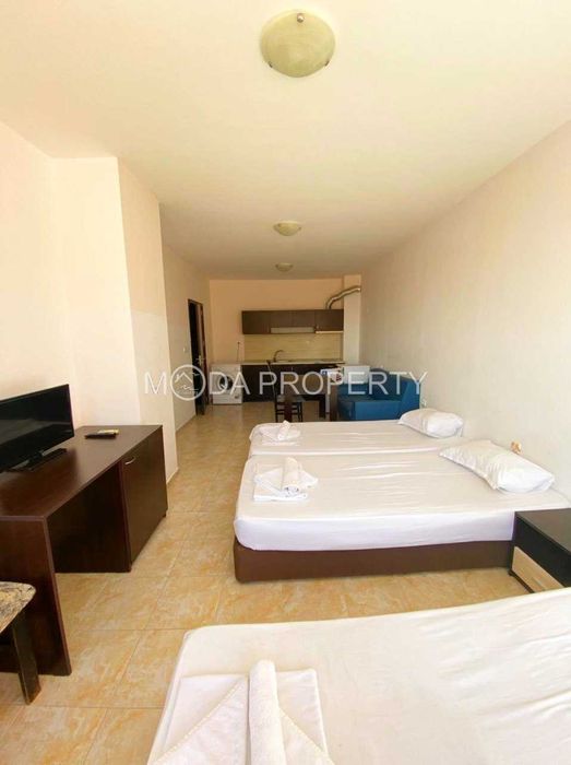 Продава се Двустаен апартамент в Поморие - 73 кв.м за 1514 €/кв.м - Снимка #3