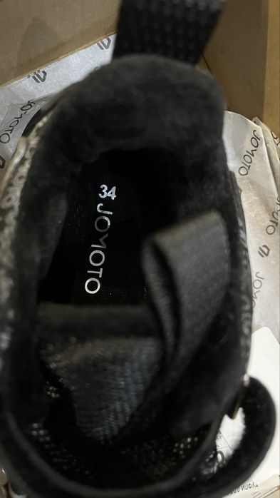 Кроссовки утепленые р 34