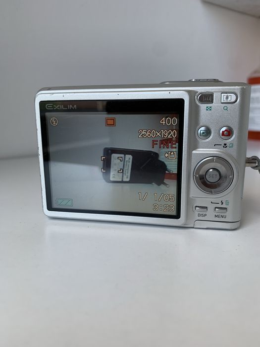 Camera foto digitala  CASIO EX-Z57 Silver, 5.0 MP,  3x Optical Zoom, Digital Point and Shot camera