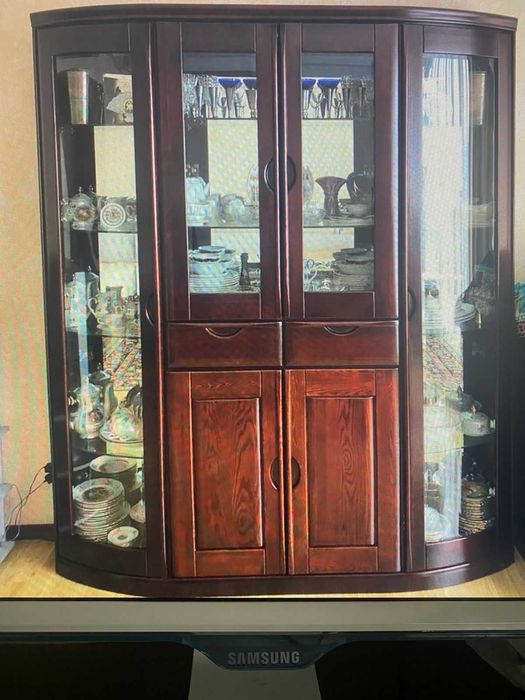 продам сервант за 100 тыс тг