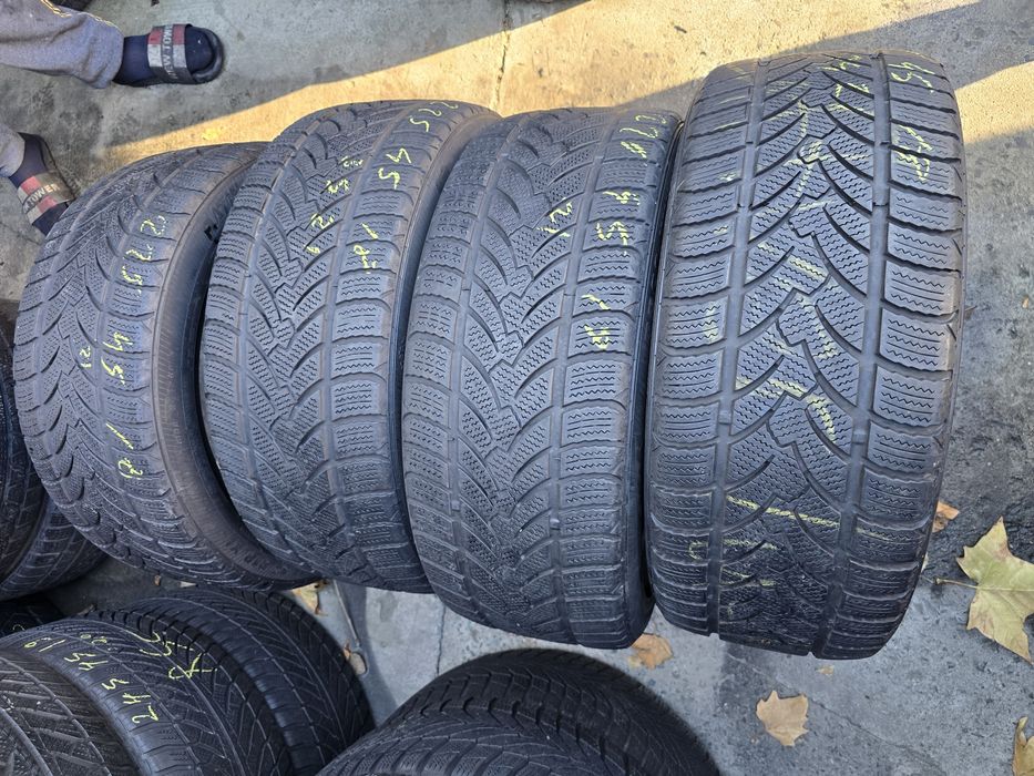 Anvelope iarna 225 45 18