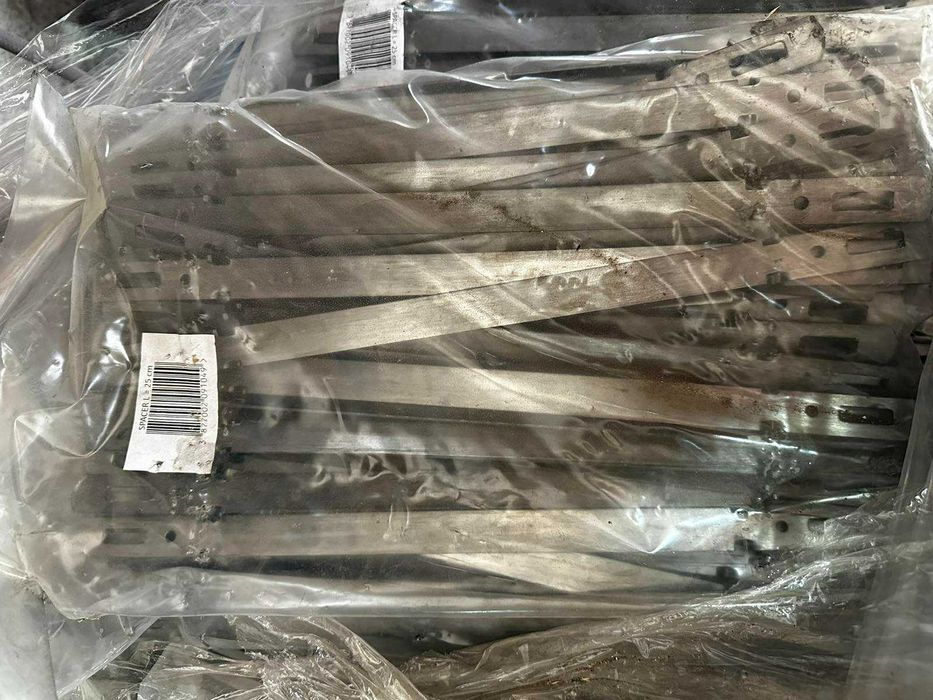 Предлагаме дистанционери за олекотен кофраж(жълти платна)