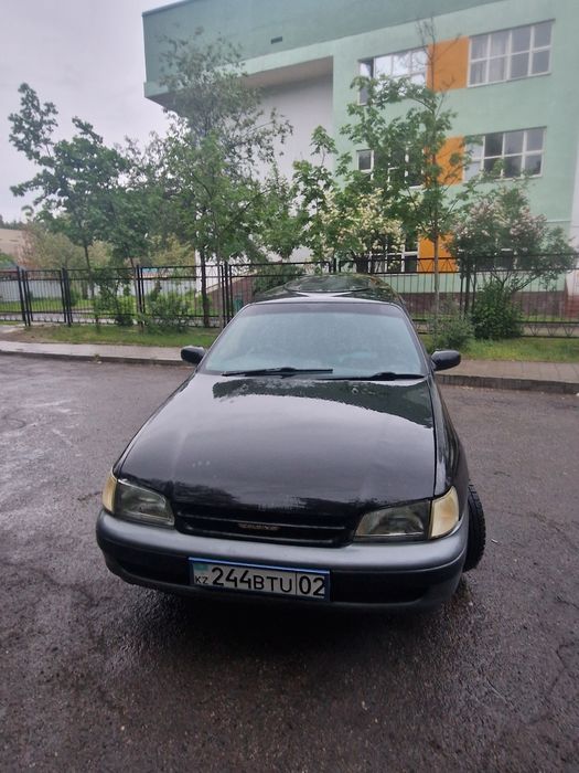 Продам машину, Тойота калдина