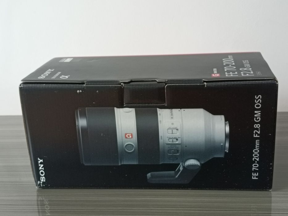 Обьектив Sony FE2.8 70 - 200GM OSS