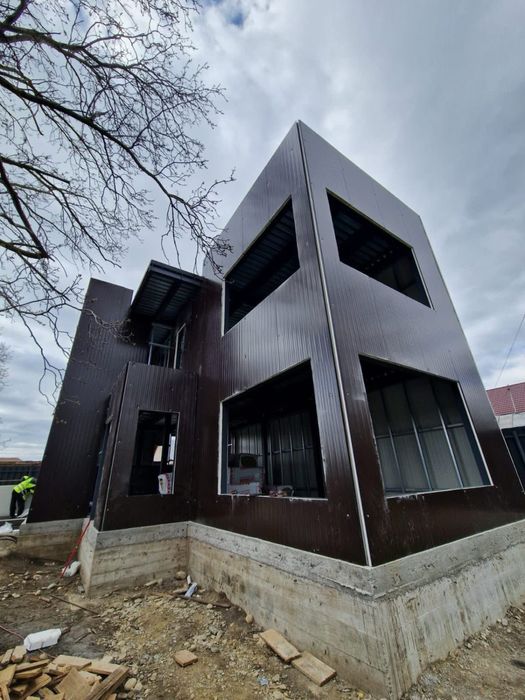 Hale metalice din profile