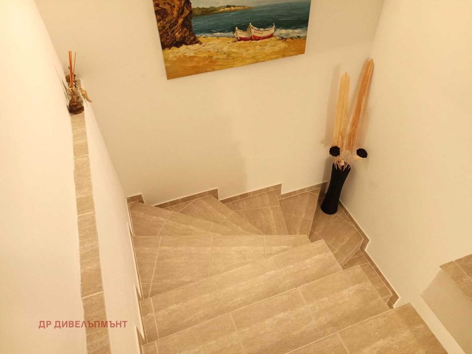 Продава се Тристаен апартамент в к.к. Слънчев бряг - 94 кв.м за 903 €/кв.м - Снимка #7