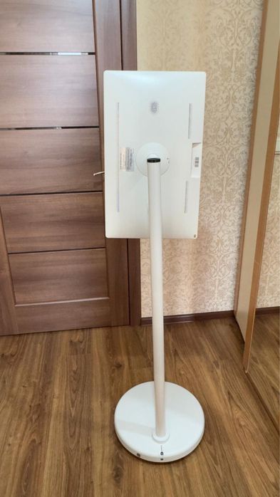 Продам планшет на колесах 100 к