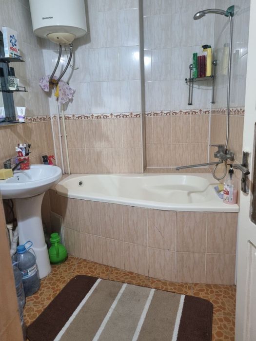 4 хонали Уй сотилади. Манзил: Жиззах шахар заргарлик махалласи