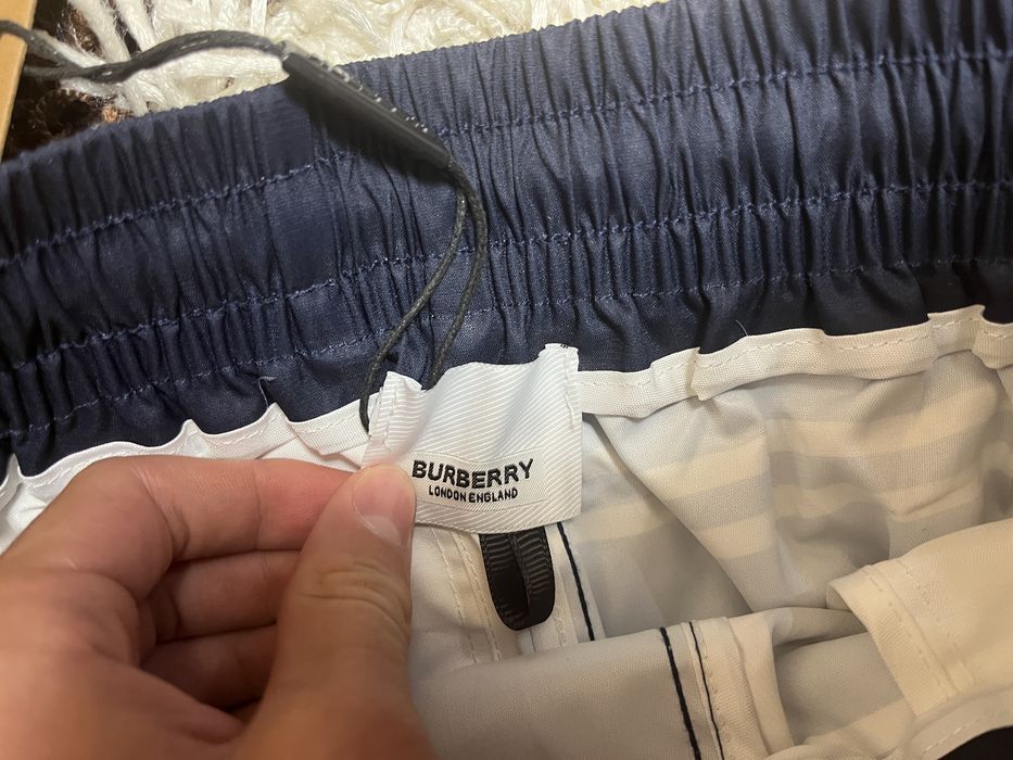 Pantaloni burbbery