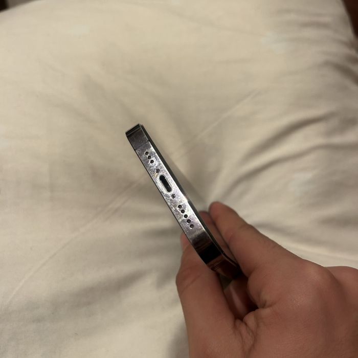 Iphone 14 pro deep purple