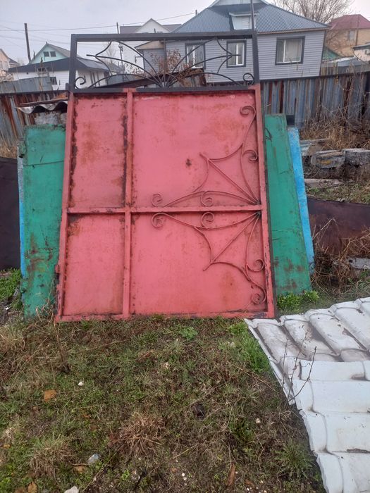 Ворота двустворчатые с колиткой