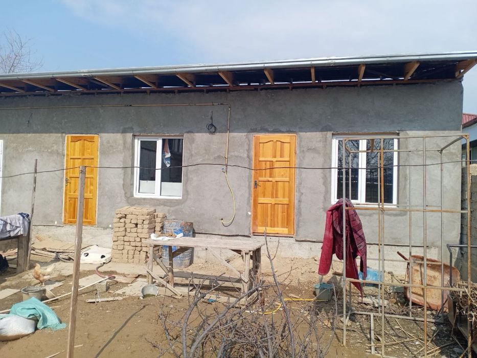 Уй сотилади 2.5сотих Баликчида ориентир рохат пост