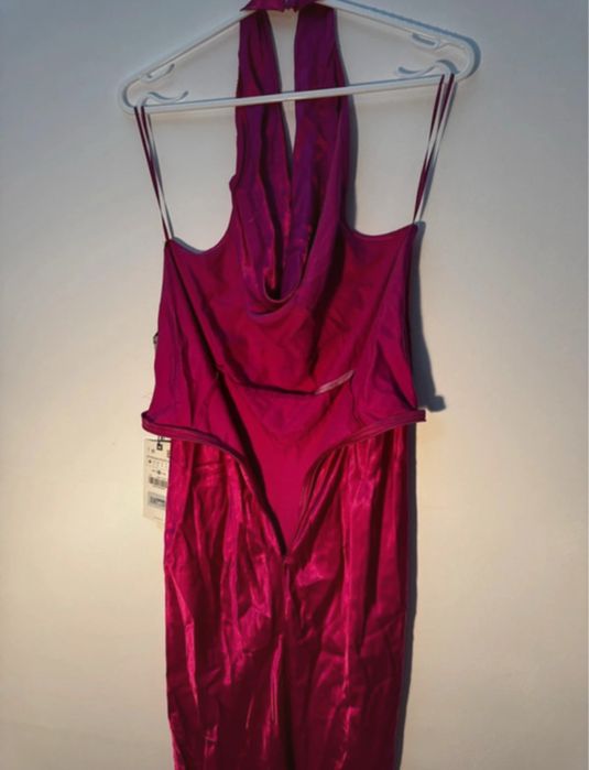 Rochie lunga satinata cu spatele gol, marimea M, Zara