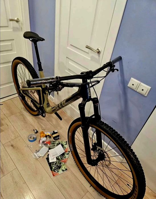 Велосипед BMC Fourstroke Carbon 2024 29
