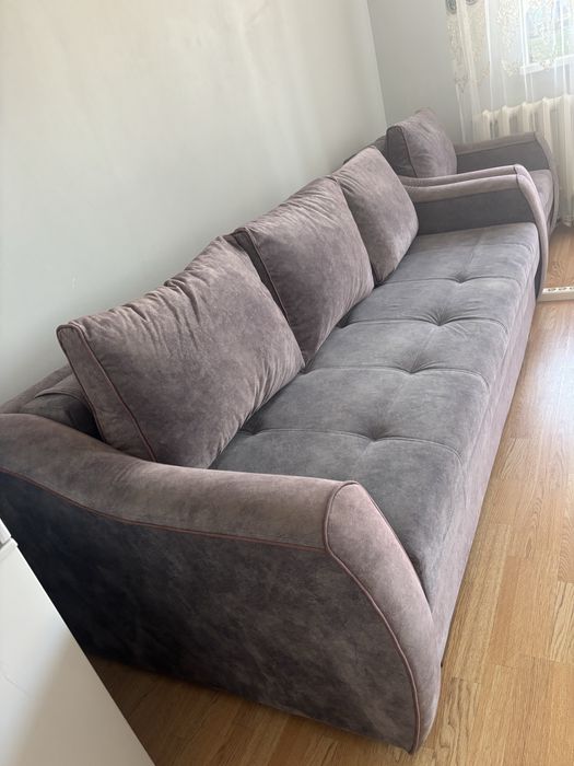 Диван в хорошем состоянии