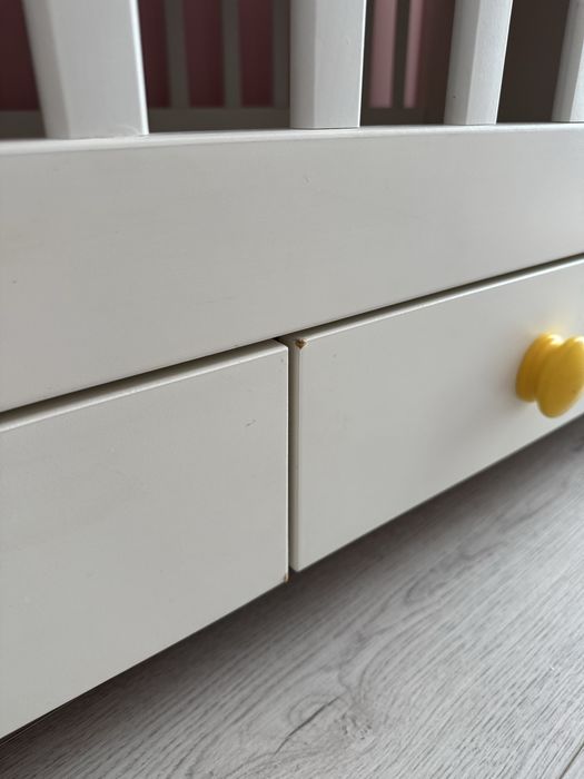 Patut bebelusi Ikea Gonatt + carusel Chicco