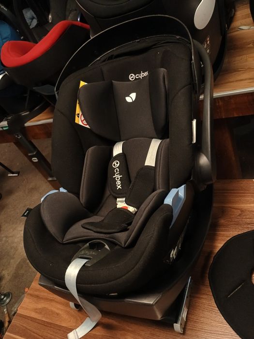 Столче за кола Cybex Aton + Aton Base-fix SL