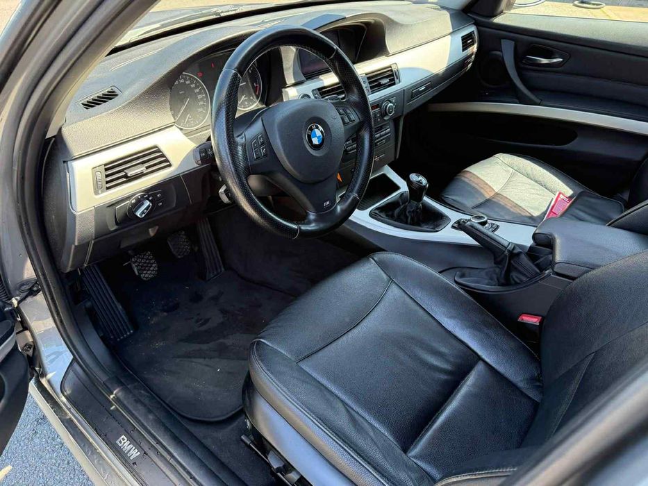 Vând e BMW 320D 184 Cp 2012