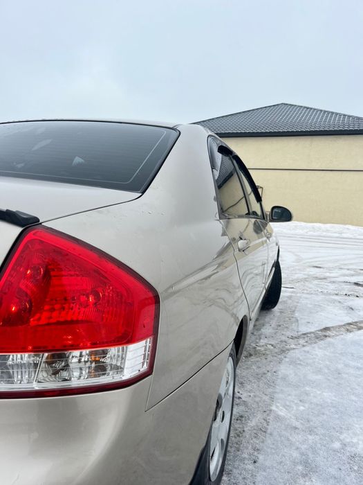продам машину KIA CERATO 2007