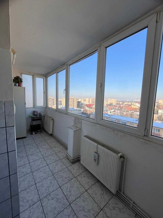 Proprietar, vând apartament cu 3 camere, str. Calea București, cartier Astra, Brașov